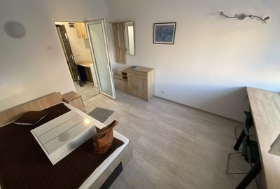 Garsonieră semidecomandată, mobilată în P-ța Ovidiu - 2