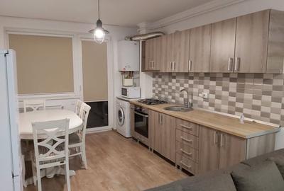 Apartament cu 3 camere semidecomandat, mobilat în Florești - 1