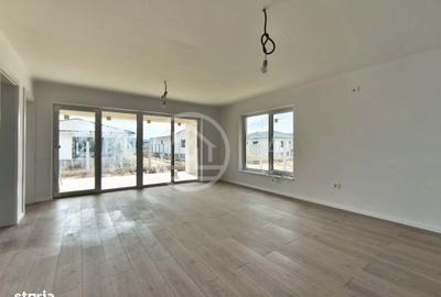 Casă cu 4 camere decomandat în Cheriu - 1