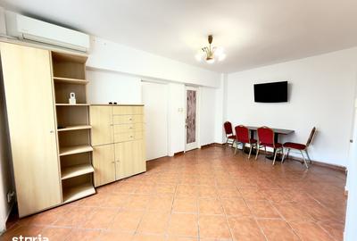 Apartament cu 3 camere în Romană