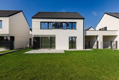 Duplex cu 4 camere cu Canalizare în Exterior Nord - 1