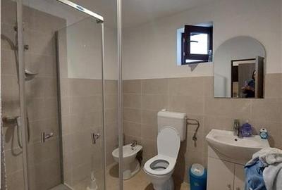 Casă individuală cu 7 camere cu Canalizare în Central - 6