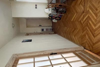 Apartament cu 3 camere decomandat în Circumvalațiunii