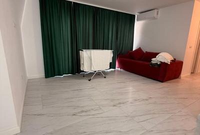Casă cu Teren 200 Mp în Central - 2