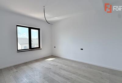 Duplex cu 5 camere cu Canalizare în Moșnița Veche - 10