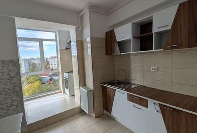 Apartament cu 2 camere semidecomandat în Mărăști