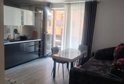 Apartament cu 2 camere decomandat în Exterior Vest