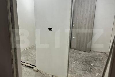 Birou, de 200 mp, în Baza 3