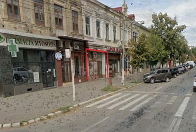 Spațiu comercial, de 100 mp, în Central - 3