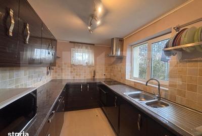 Casă cu 3 camere cu Teren 1300 Mp în Aninoasa - 5