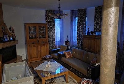 Casă cu 5 camere cu Teren 740 Mp în Mogoșoaia - 2