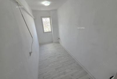 Apartament cu 2 camere nedecomandat în Central
