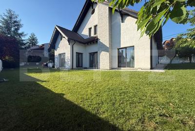 Casă individuală cu 4 camere cu Canalizare în Bucium