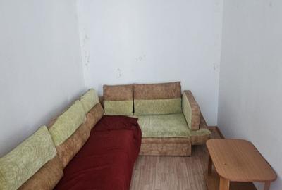 Apartament cu 2 camere semidecomandat în Exterior Vest
