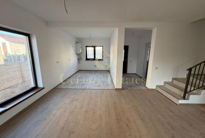 Duplex cu 4 camere cu Canalizare în Tărlungeni - 2