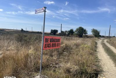 Teren de 470 mp, în Bradu