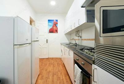 Apartament cu 3 camere decomandat în Politehnica