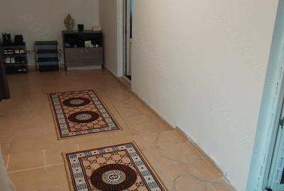 Casă cu Teren 500 Mp în Central - 1