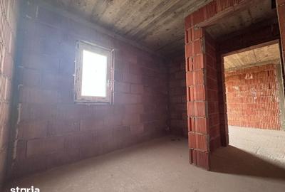 Casă cu 4 camere cu Teren 265 Mp în Central - 11