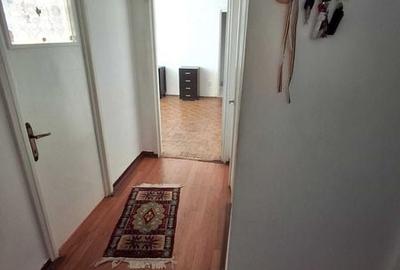 Apartament cu 3 camere semidecomandat în Policlinica - 5