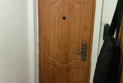 Apartament decomandat în Alexandru Obregia