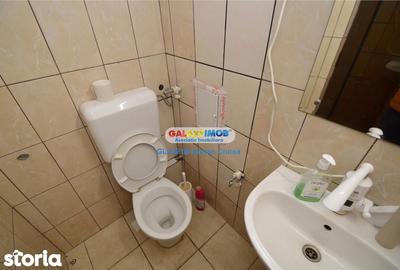 Spațiu comercial, de 60 mp, în Unirii - 10