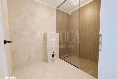 Casă cu 5 camere cu Teren 350 Mp în Central - 1