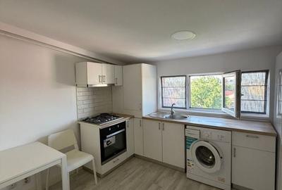 Apartament cu 2 camere semidecomandat în Apărătorii Patriei - 4