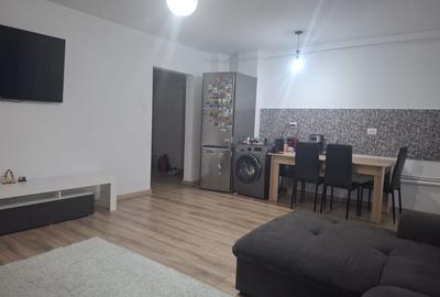 Apartament cu 2 camere decomandat în Radu Negru - 2