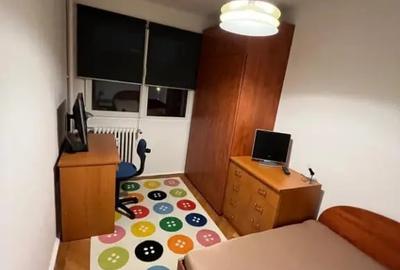 Apartament cu 3 camere decomandat în Titan - 4