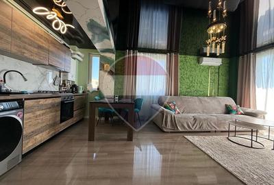 Apartament cu 2 camere decomandat, mobilat în Central