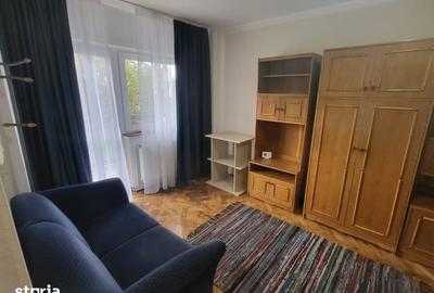 Apartament cu 2 camere semidecomandat în Cristian