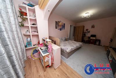 Apartament cu 2 camere semidecomandat în Vest - 2