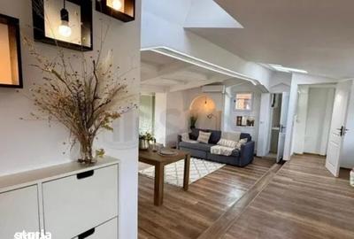 Apartament cu 4 camere decomandat în Central