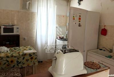 Apartament cu 3 camere decomandat, mobilat în Central - 2