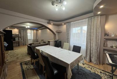 Casă individuală cu 8 camere cu Teren 1000 Mp în Radomirești - 14