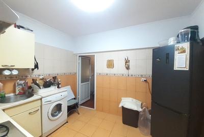 Casă cu 6 camere cu Teren 155 Mp în Tătărași