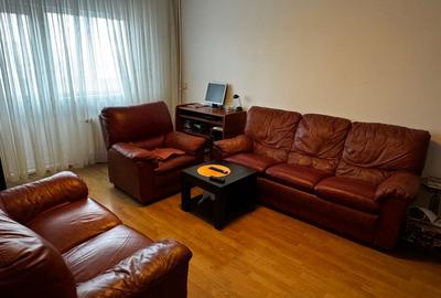Apartament cu 3 camere decomandat, mobilat în 1 Mai - 1