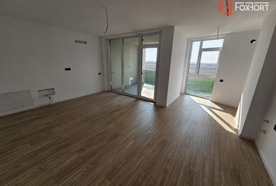 Apartament cu 3 camere în Torontalului