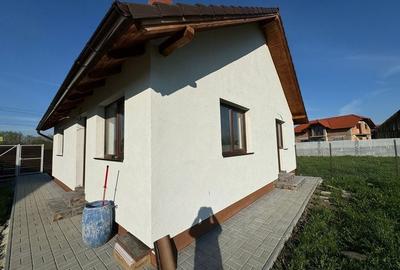 Casă cu 3 camere în Prejmer - 4