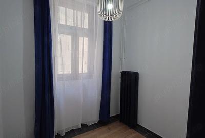 Apartament cu 3 camere semidecomandat în Central - 5