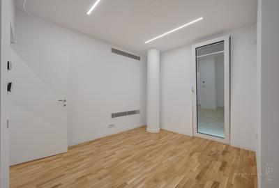 Penthouse cu 4 camere decomandat în Unirii - 29