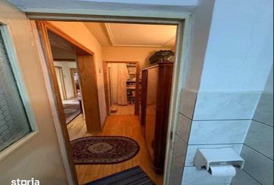Apartament cu 3 camere decomandat în Central - 1