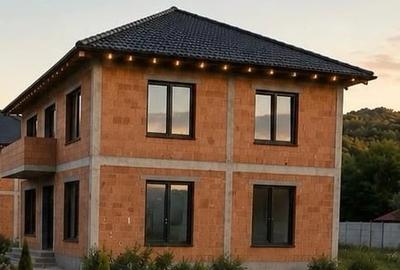 Casă cu Teren 700 Mp în Baciu