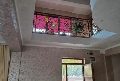 Casă cu 4 camere în Năvodari - 1