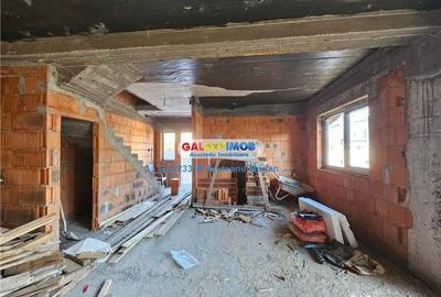 Casă cu 4 camere cu Teren 245 Mp în Haliu - 2