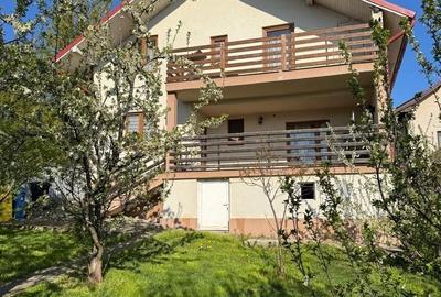 Casă cu 4 camere în Fălticeni