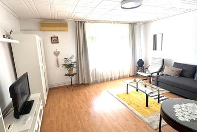 Apartament cu 3 camere decomandat în 13 Septembrie