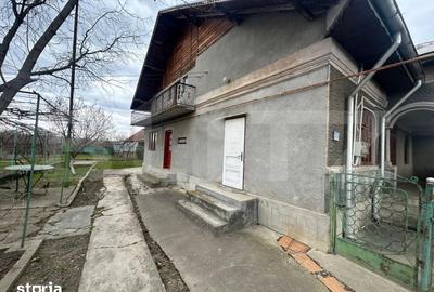 Casă cu 3 camere cu Teren 2700 Mp în Gura Ocniței - 1