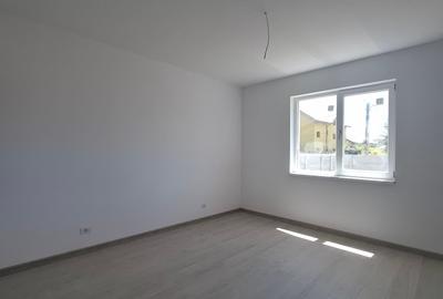 Casă individuală cu 4 camere cu Teren 420 Mp în Domnești